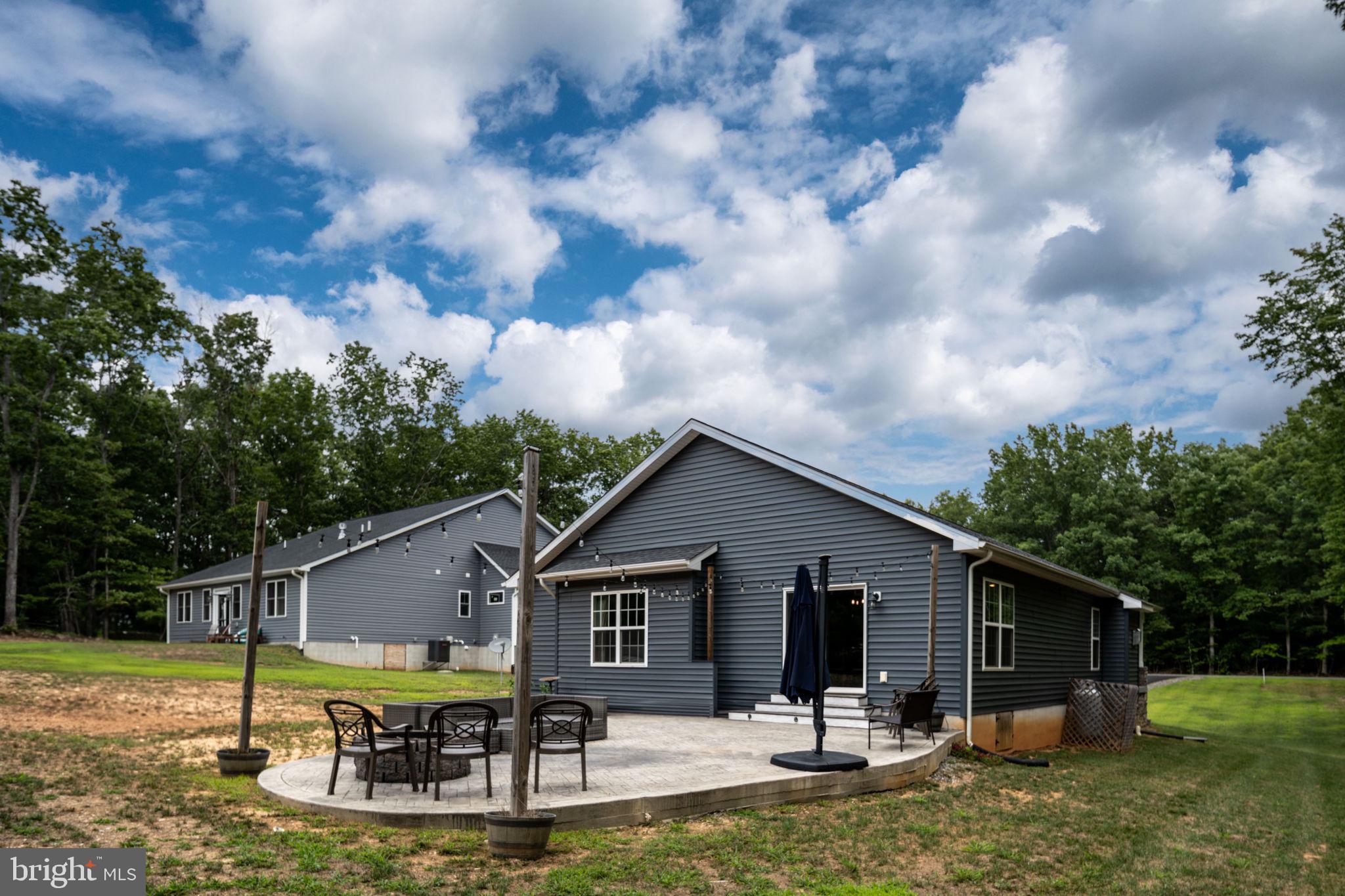 355 Pinehurst Dr