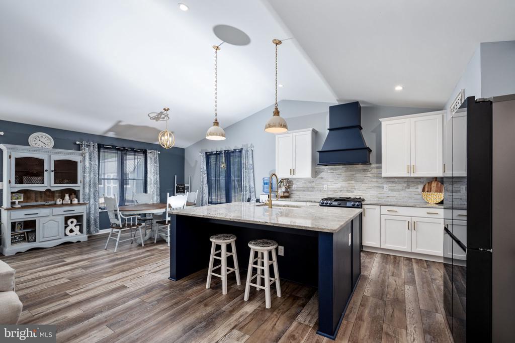 367 Pinehurst