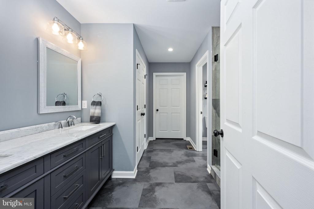 367 Pinehurst