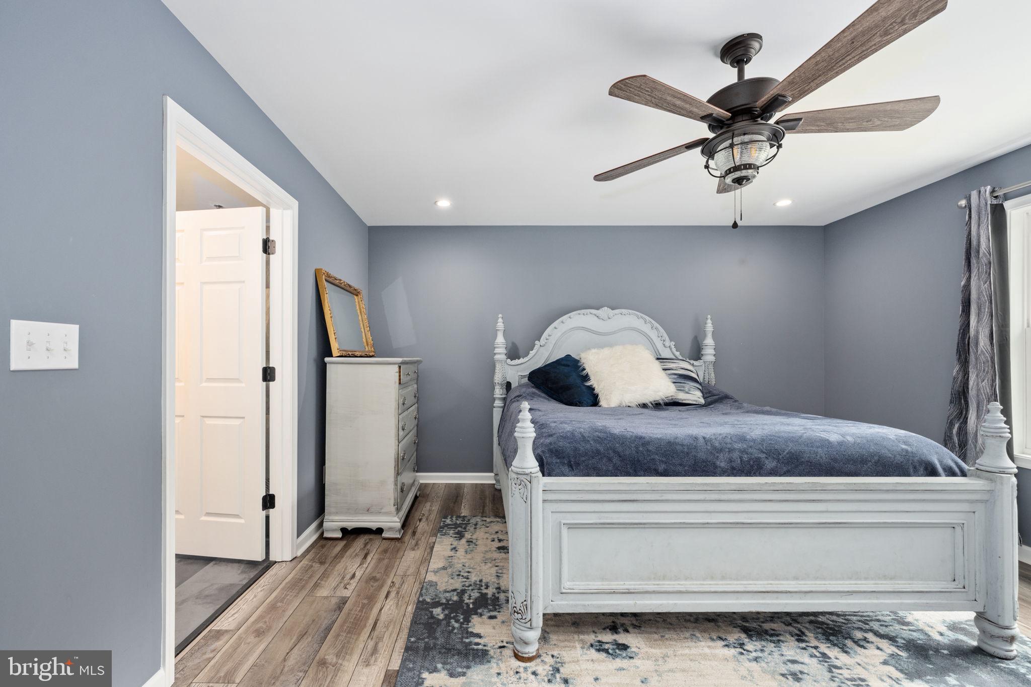 367 Pinehurst