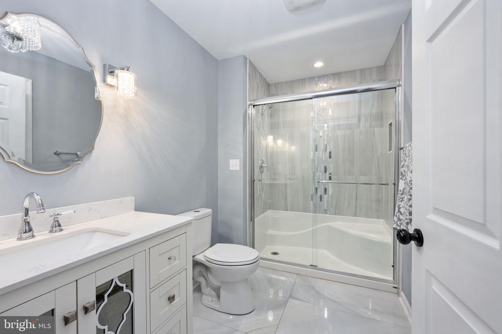 367 Pinehurst