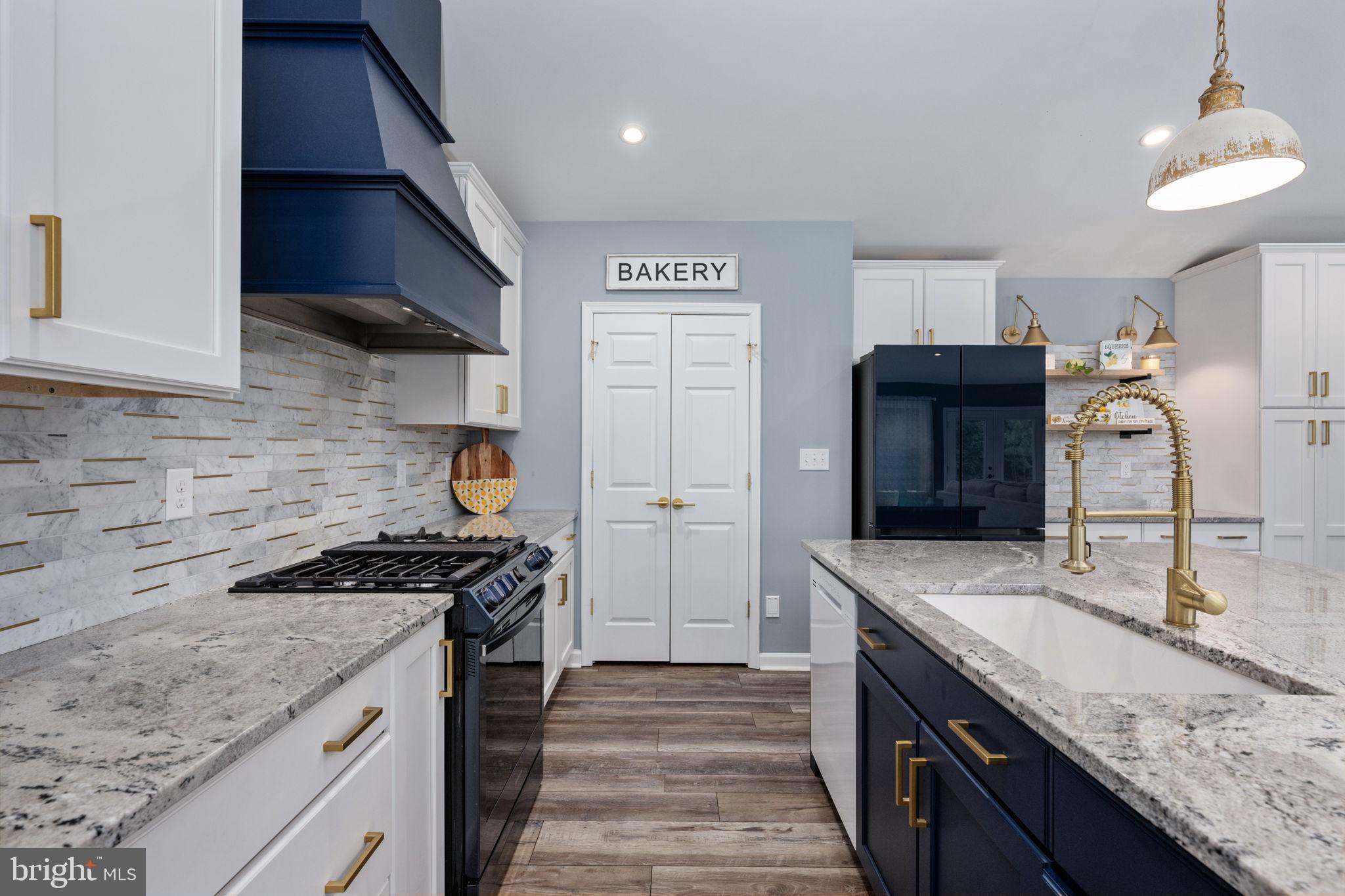 367 Pinehurst