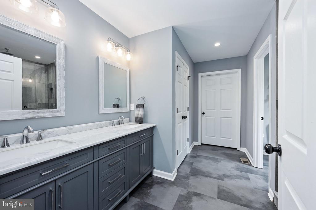 367 Pinehurst