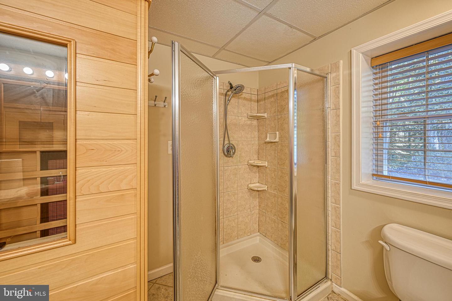 401 Laurelwood Dr