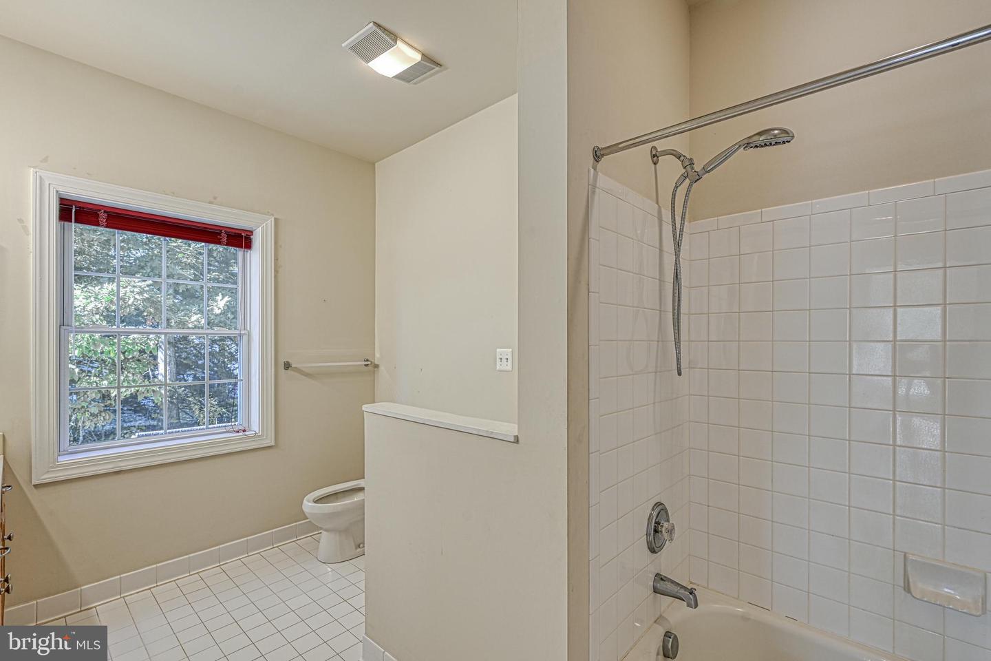 401 Laurelwood Dr