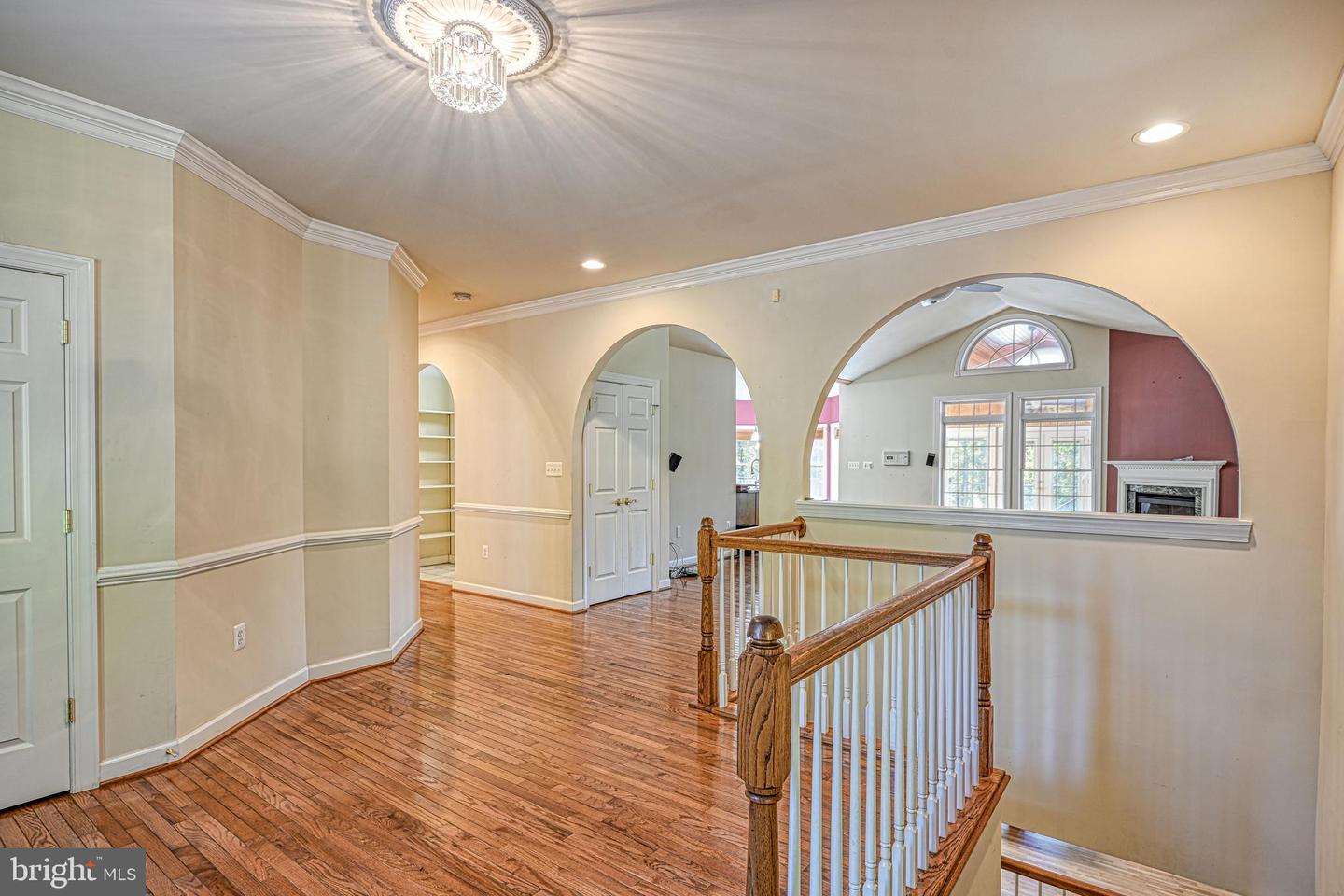 401 Laurelwood Dr