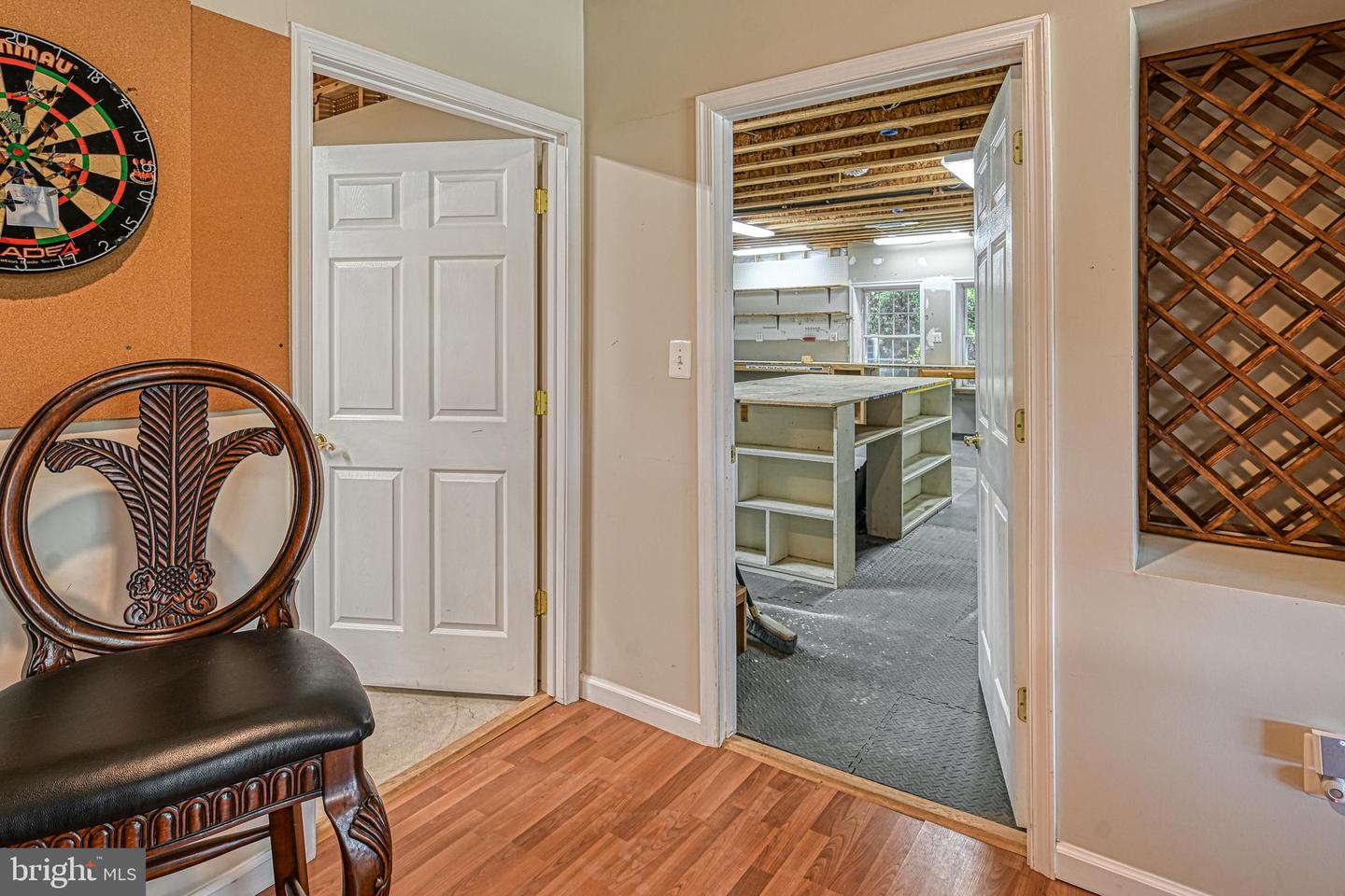 401 Laurelwood Dr
