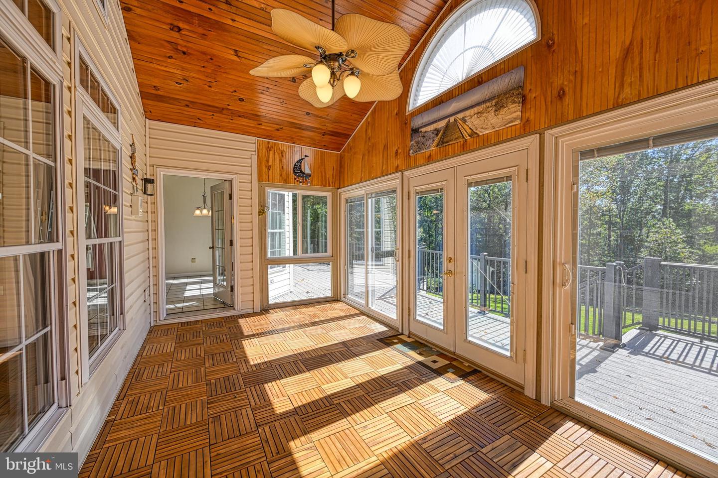 401 Laurelwood Dr
