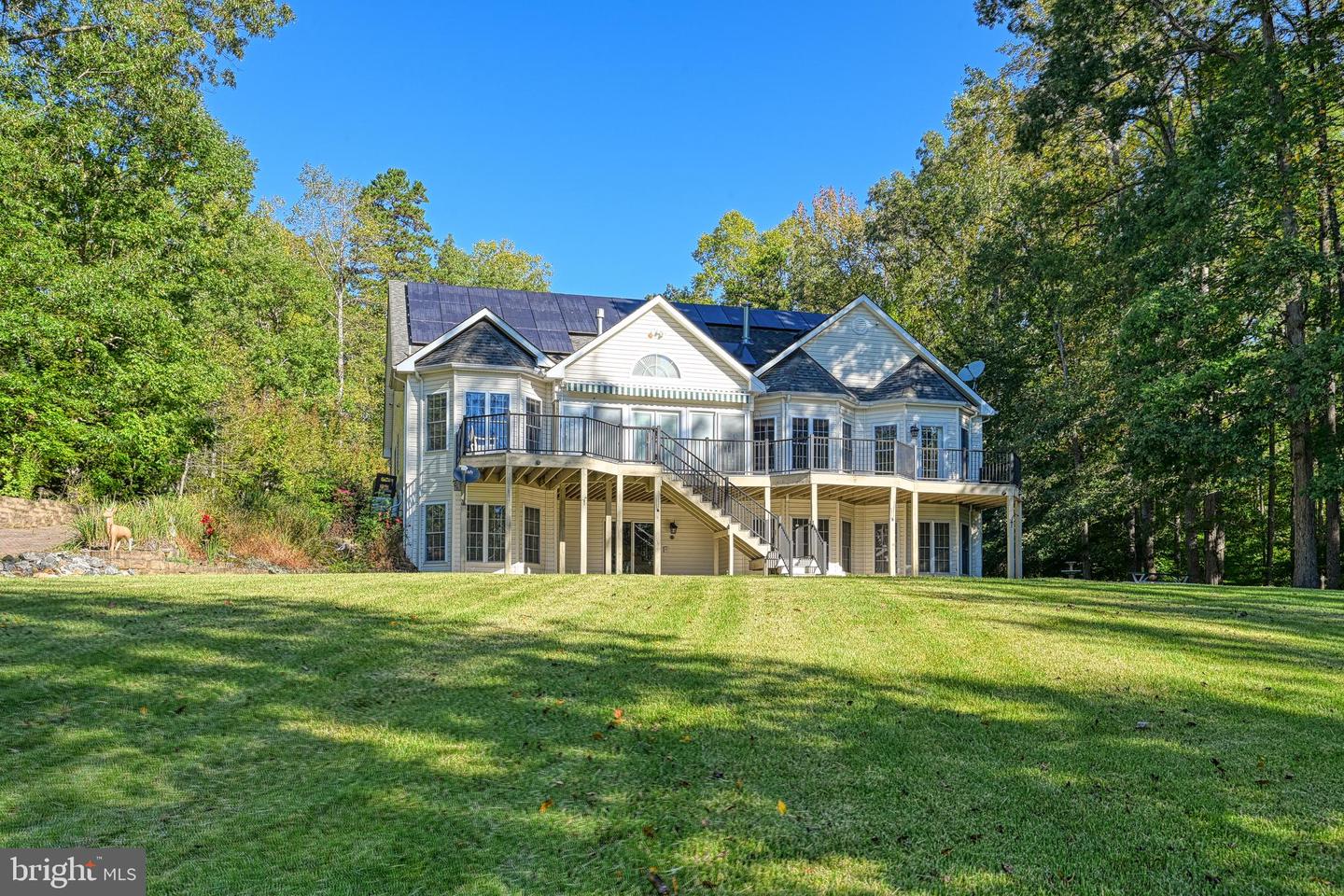 401 Laurelwood Dr