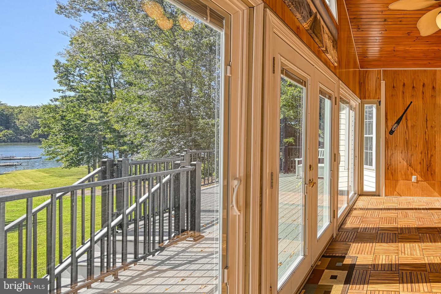401 Laurelwood Dr