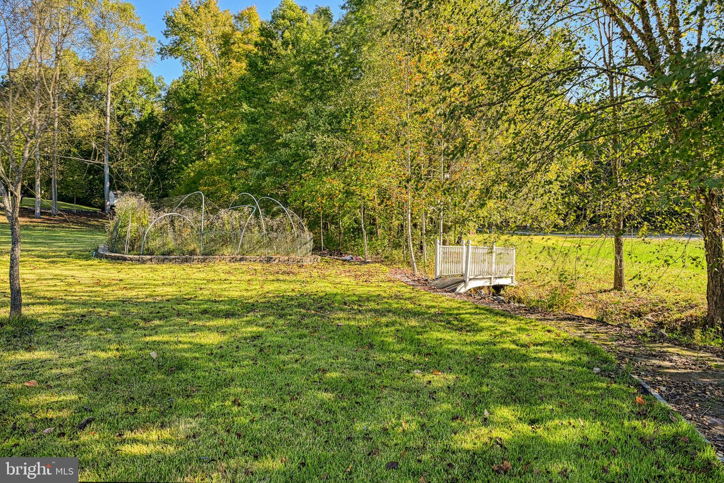 401 Laurelwood Dr
