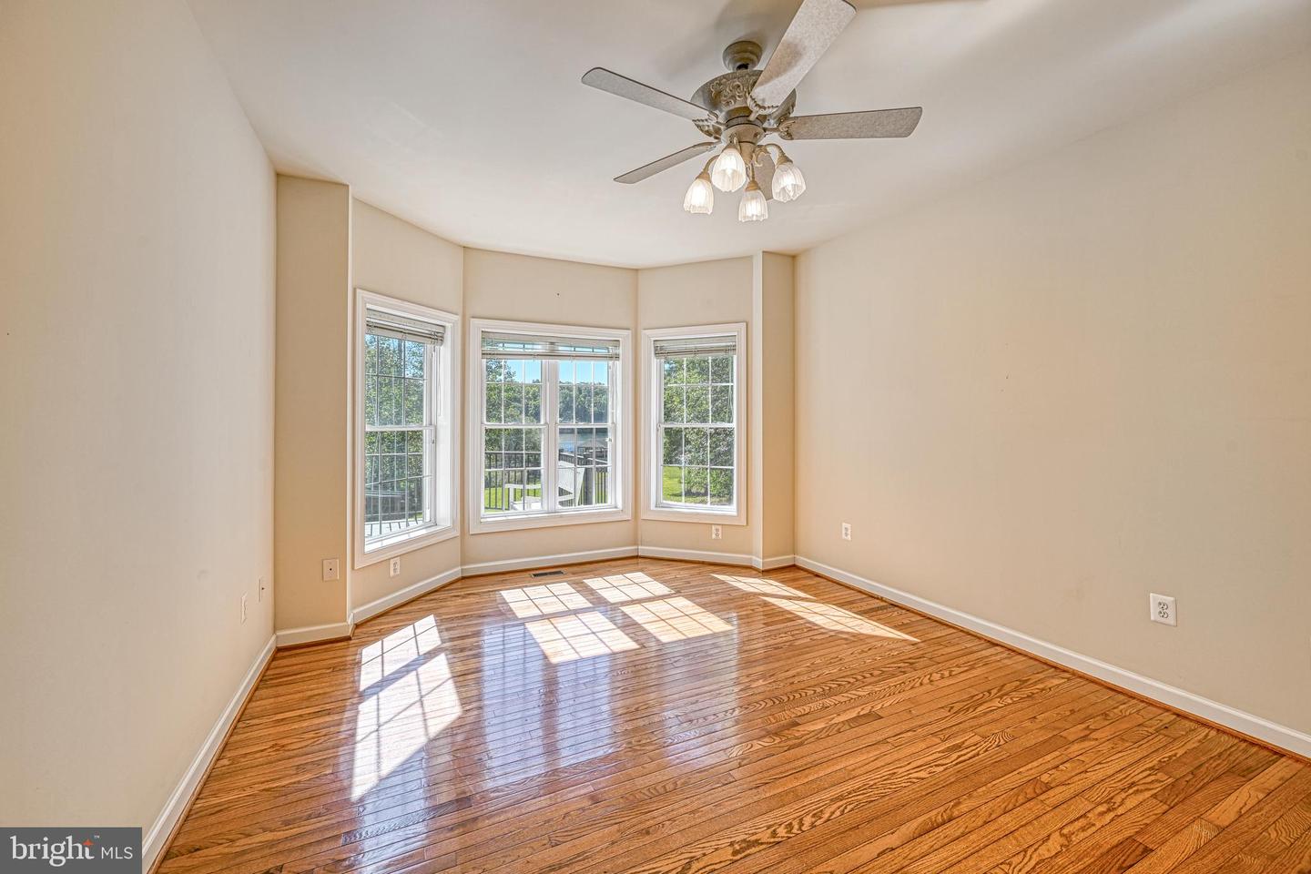 401 Laurelwood Dr