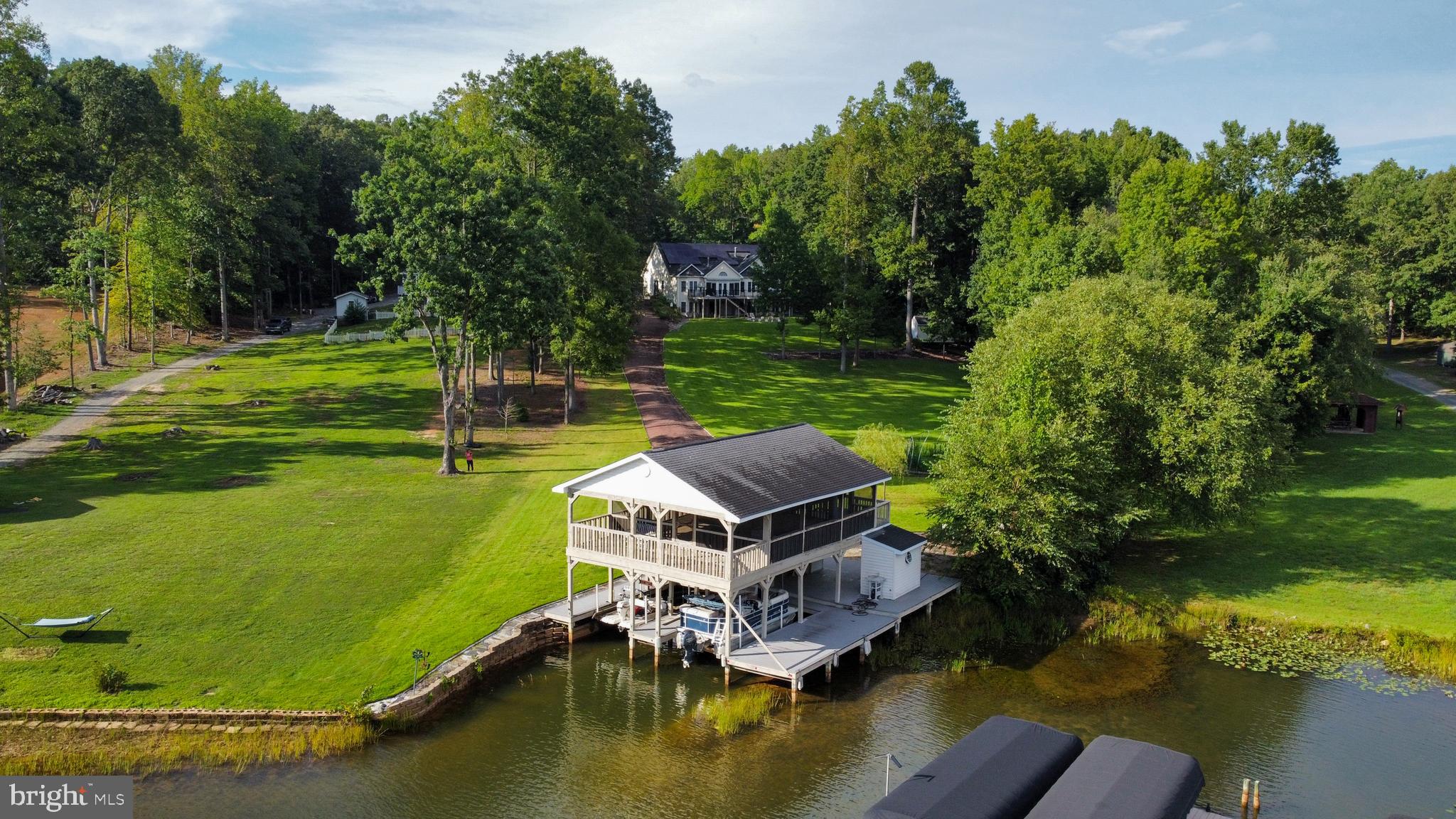 401 Laurelwood Dr