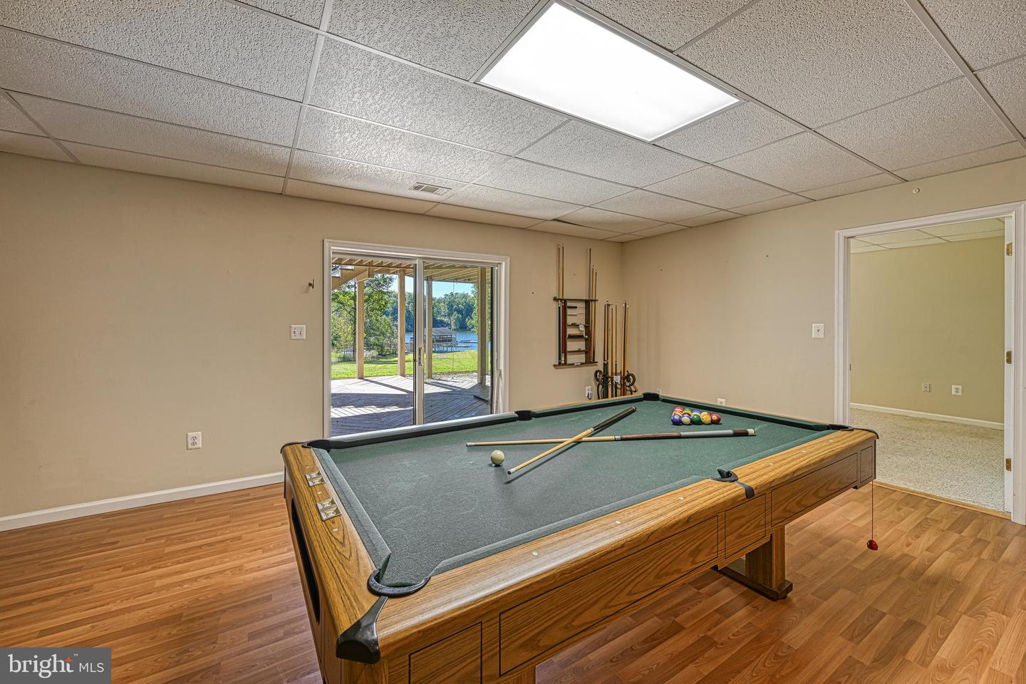 401 Laurelwood Dr