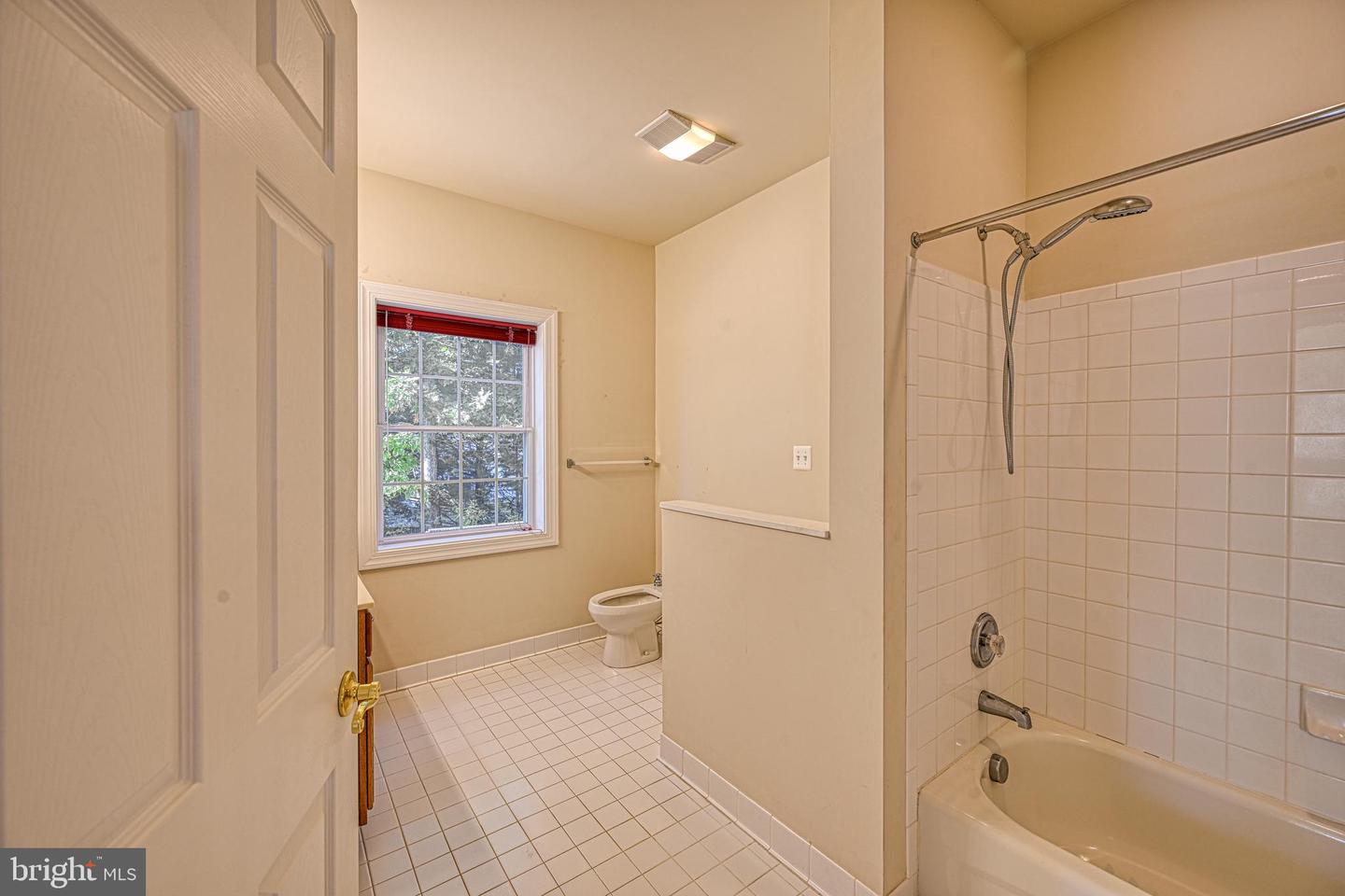 401 Laurelwood Dr