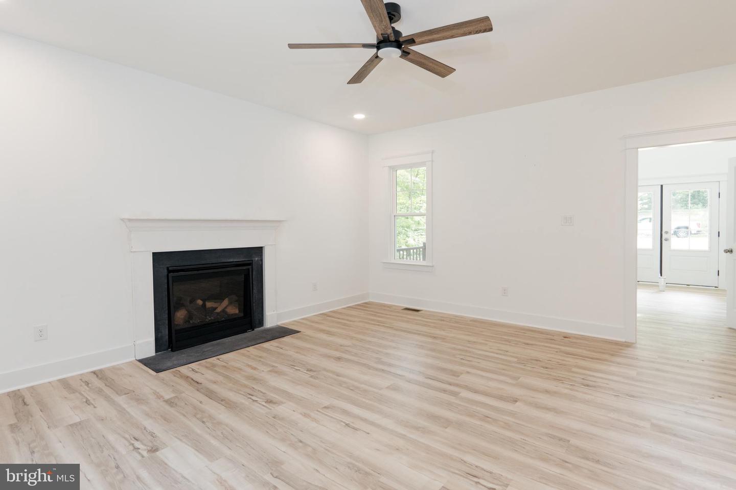 29 Dove Ct