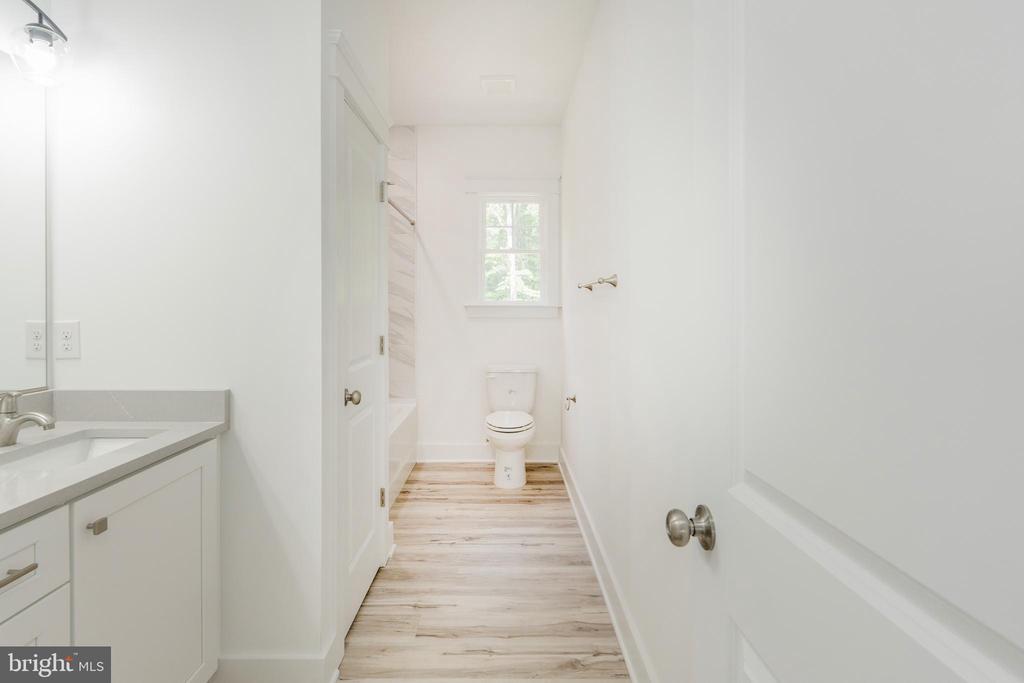 29 Dove Ct