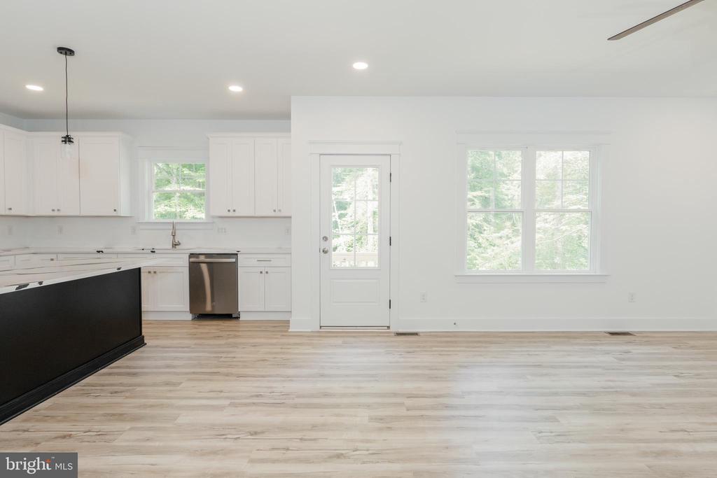 29 Dove Ct
