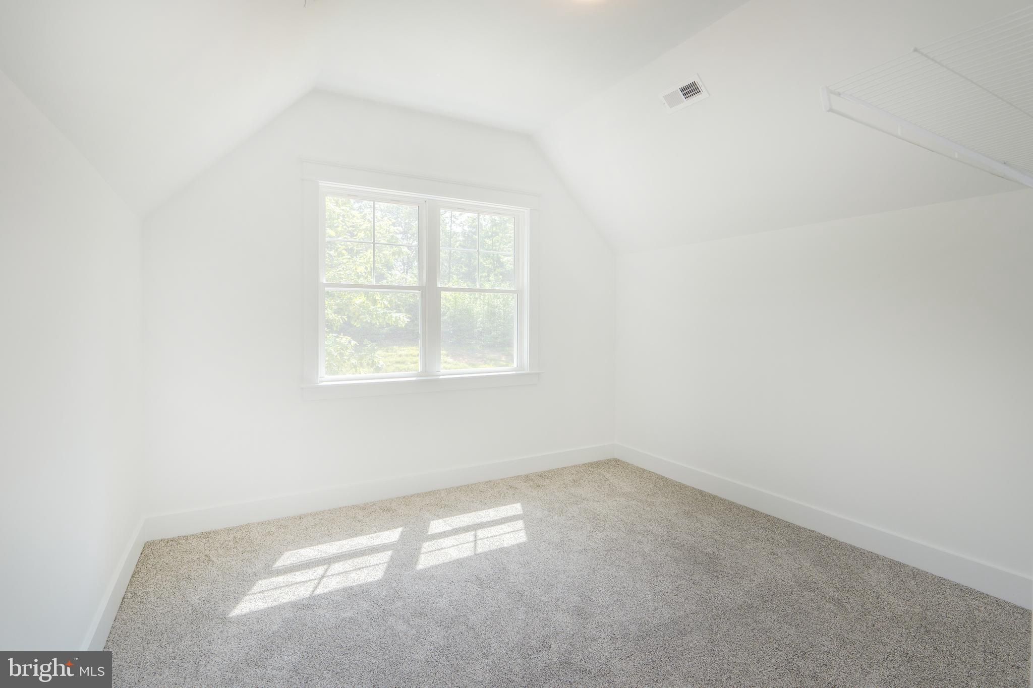 29 Dove Ct