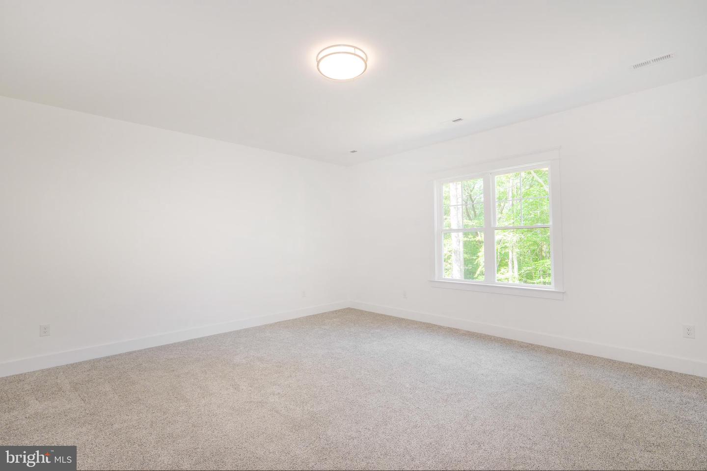 29 Dove Ct