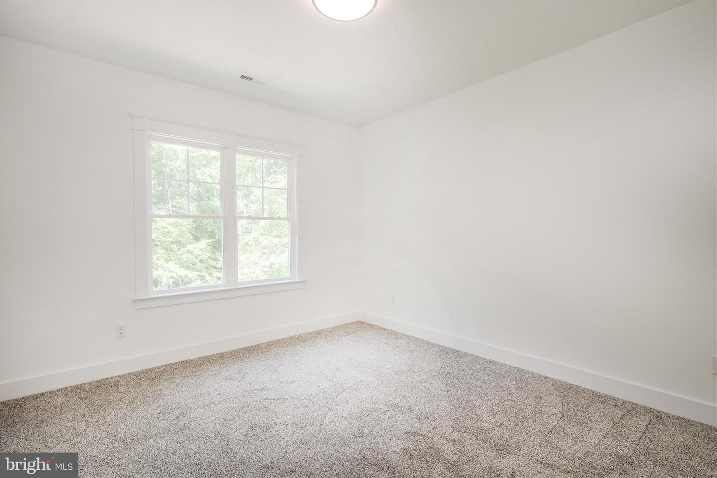 29 Dove Ct