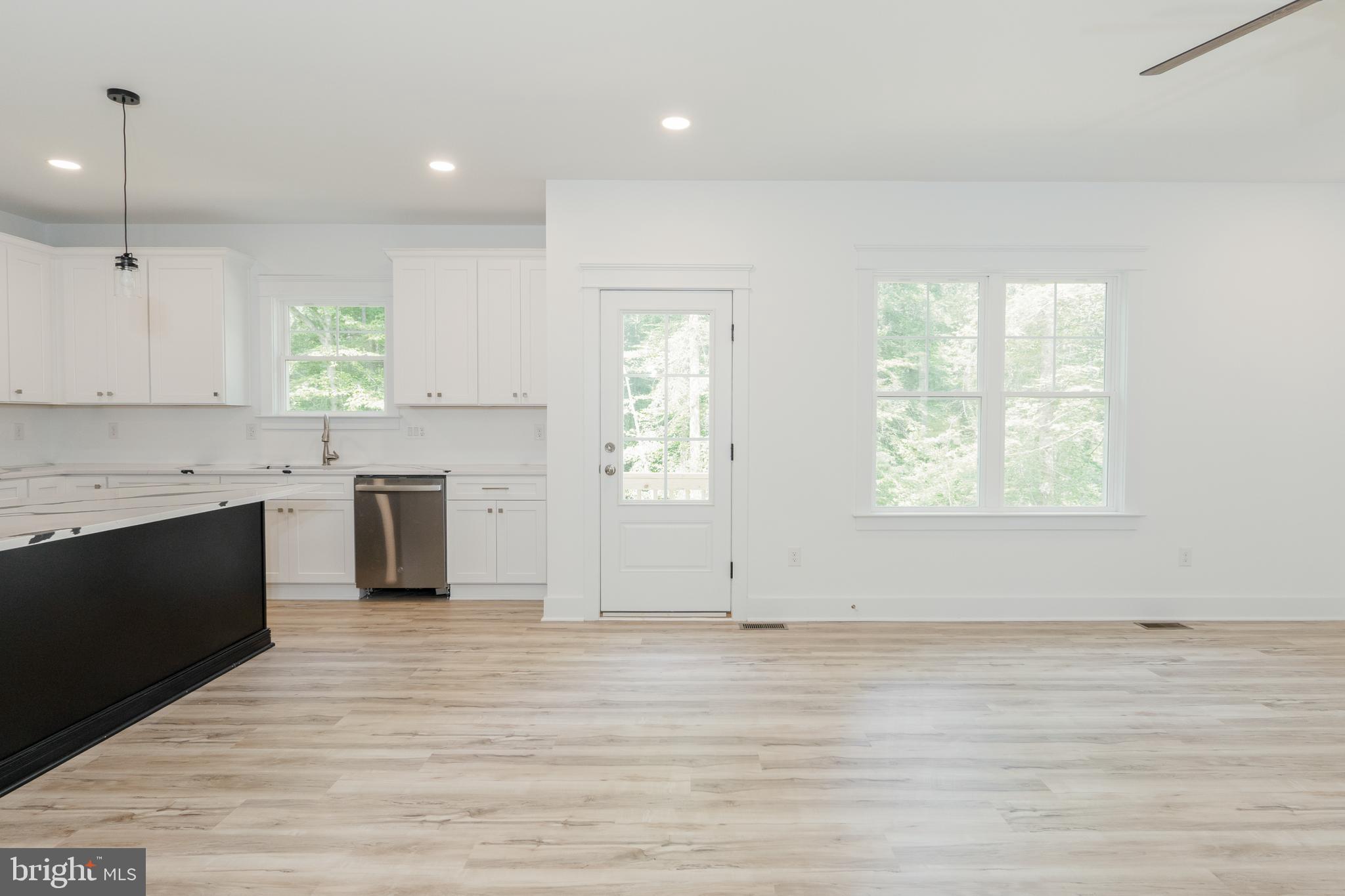 29 Dove Ct