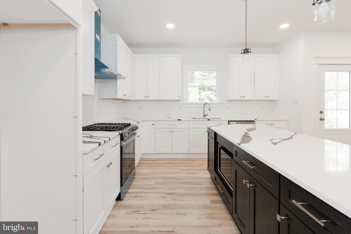 29 Dove Ct