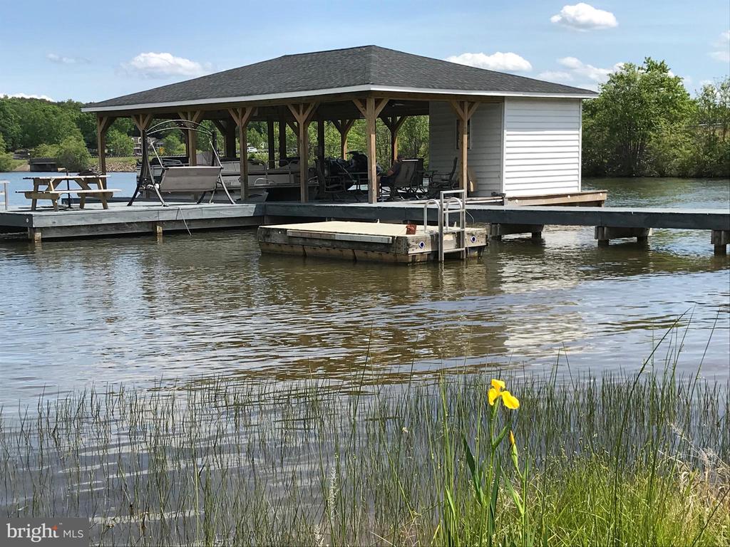 9646 Kentucky Springs