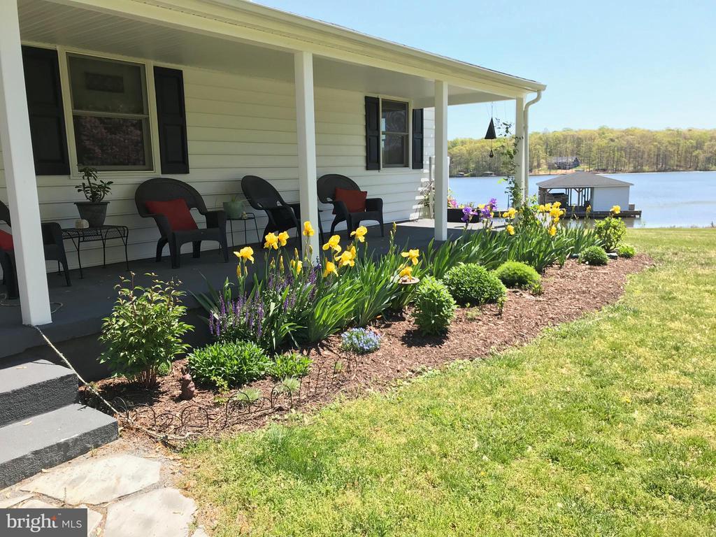 9646 Kentucky Springs