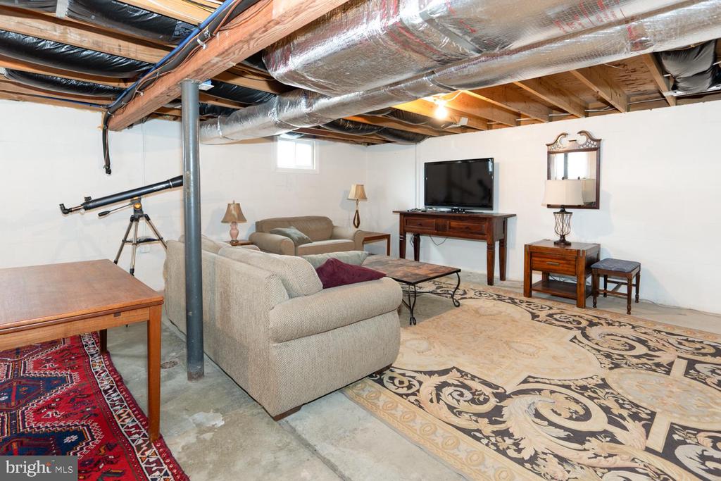 9646 Kentucky Springs