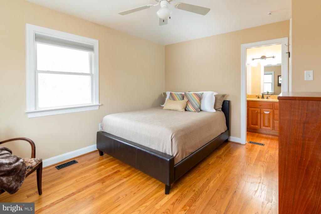 9646 Kentucky Springs