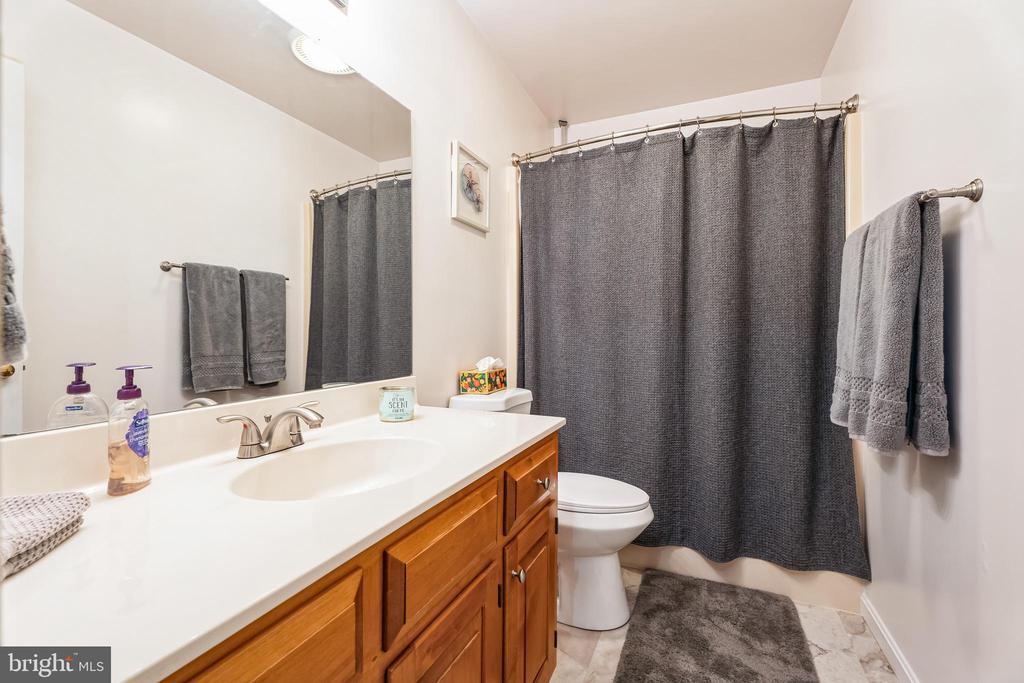 126 Woodger Cir