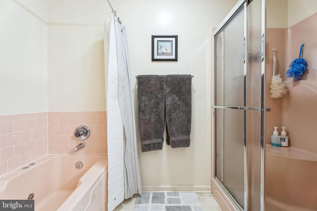 126 Woodger Cir
