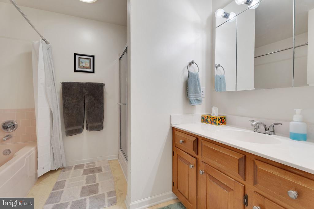 126 Woodger Cir