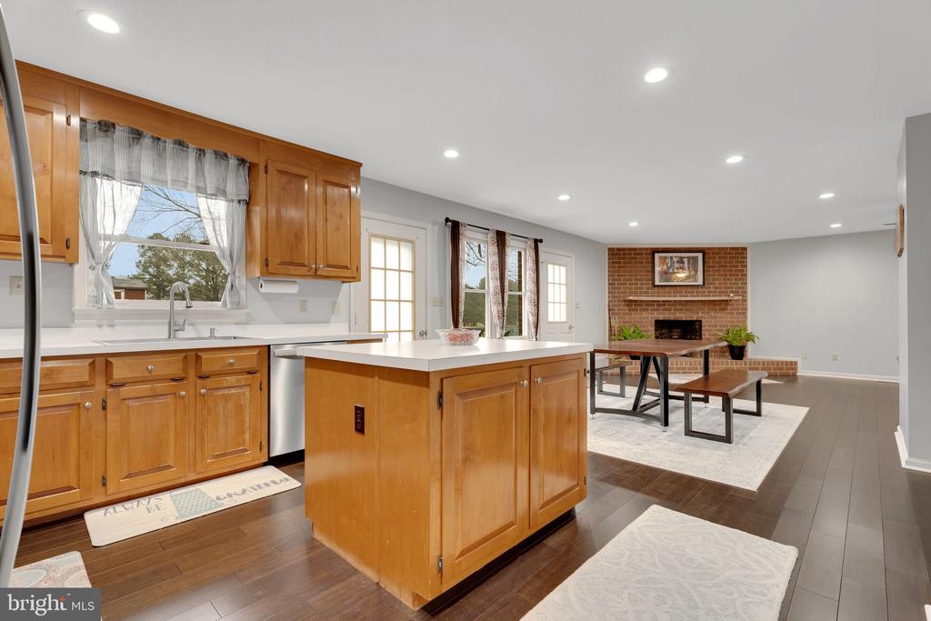 126 Woodger Cir