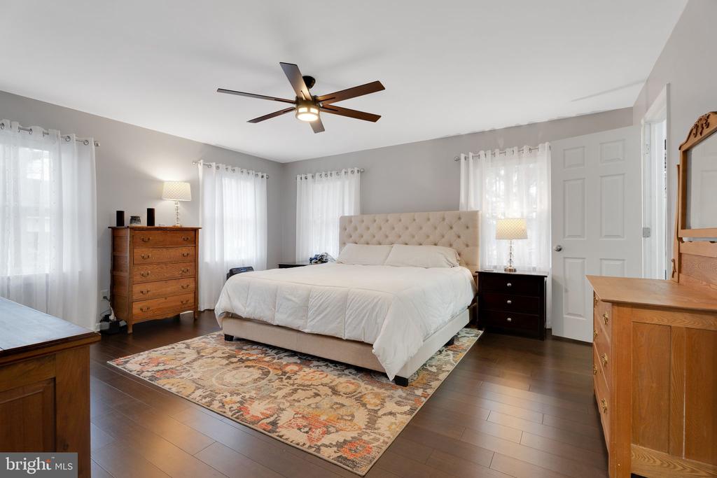 126 Woodger Cir