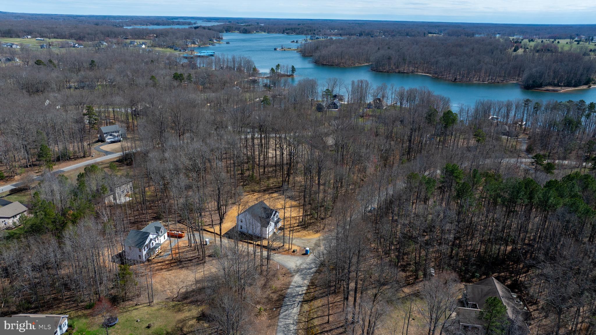 634 Hemlock Loop