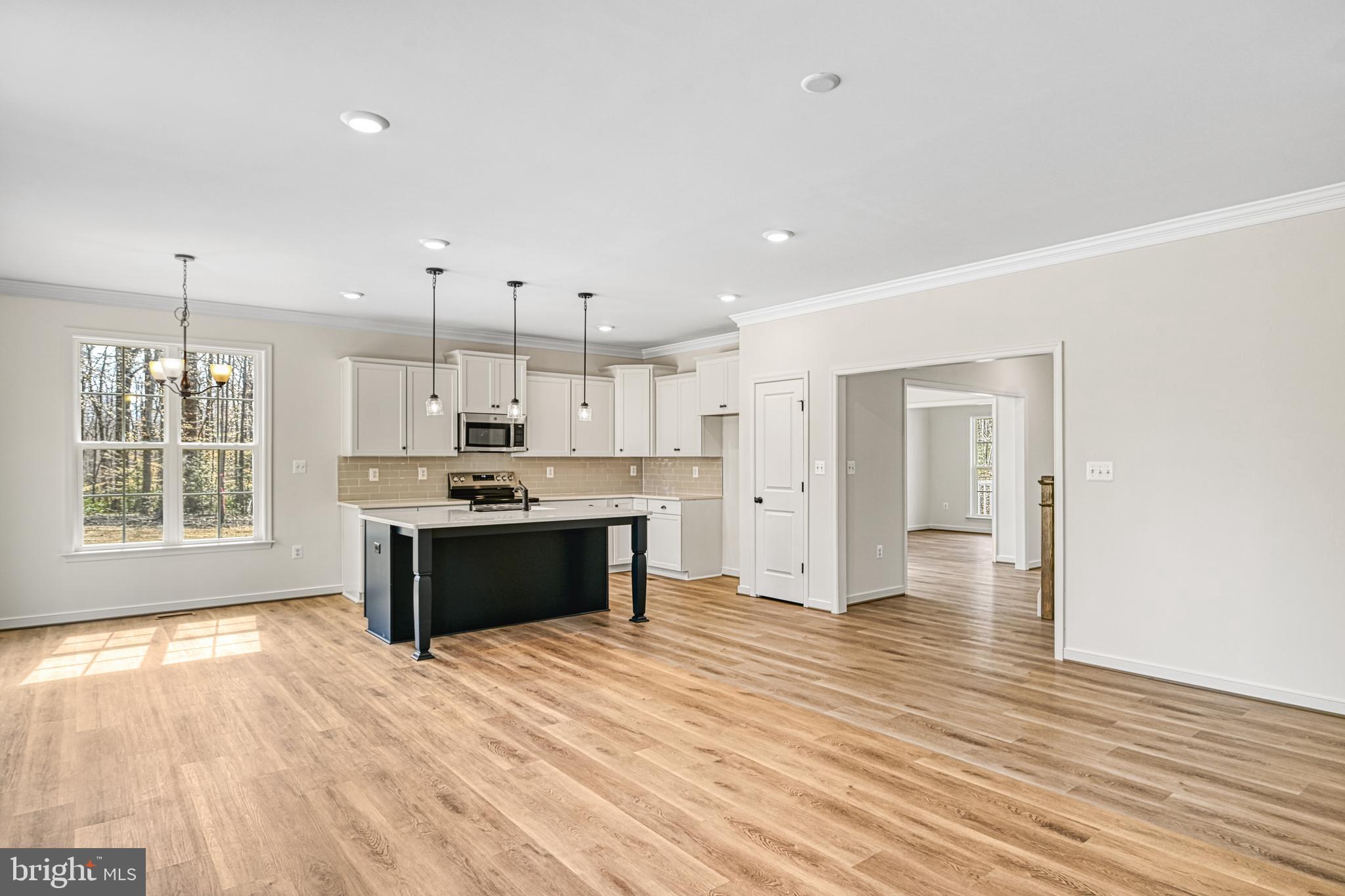 634 Hemlock Loop