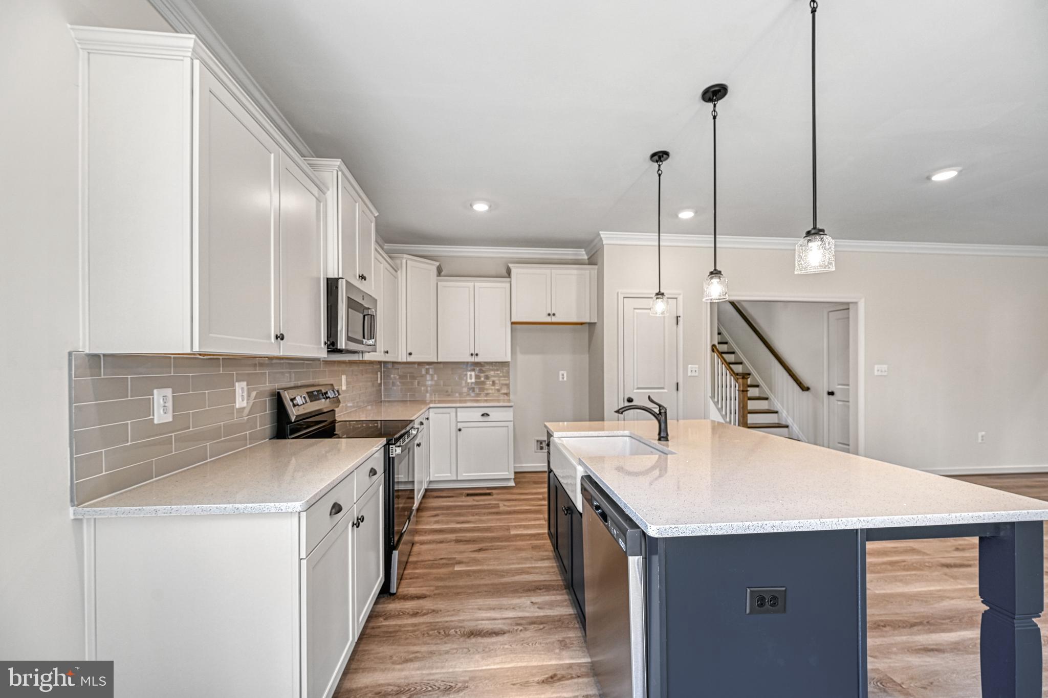 634 Hemlock Loop