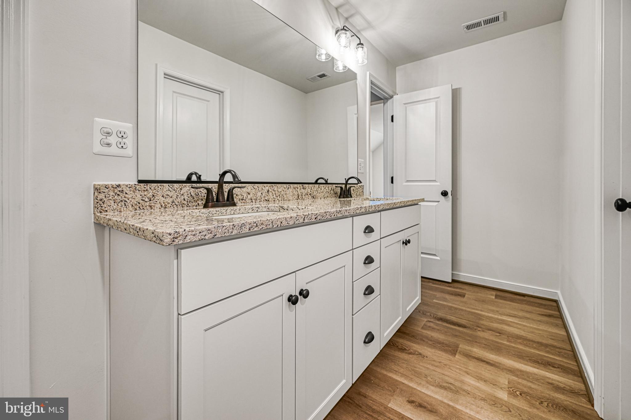 634 Hemlock Loop
