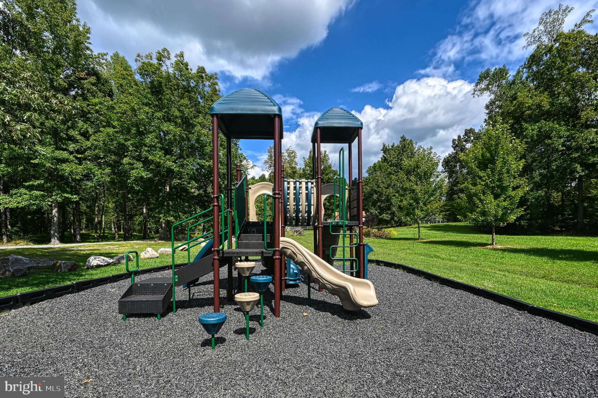 634 Hemlock Loop