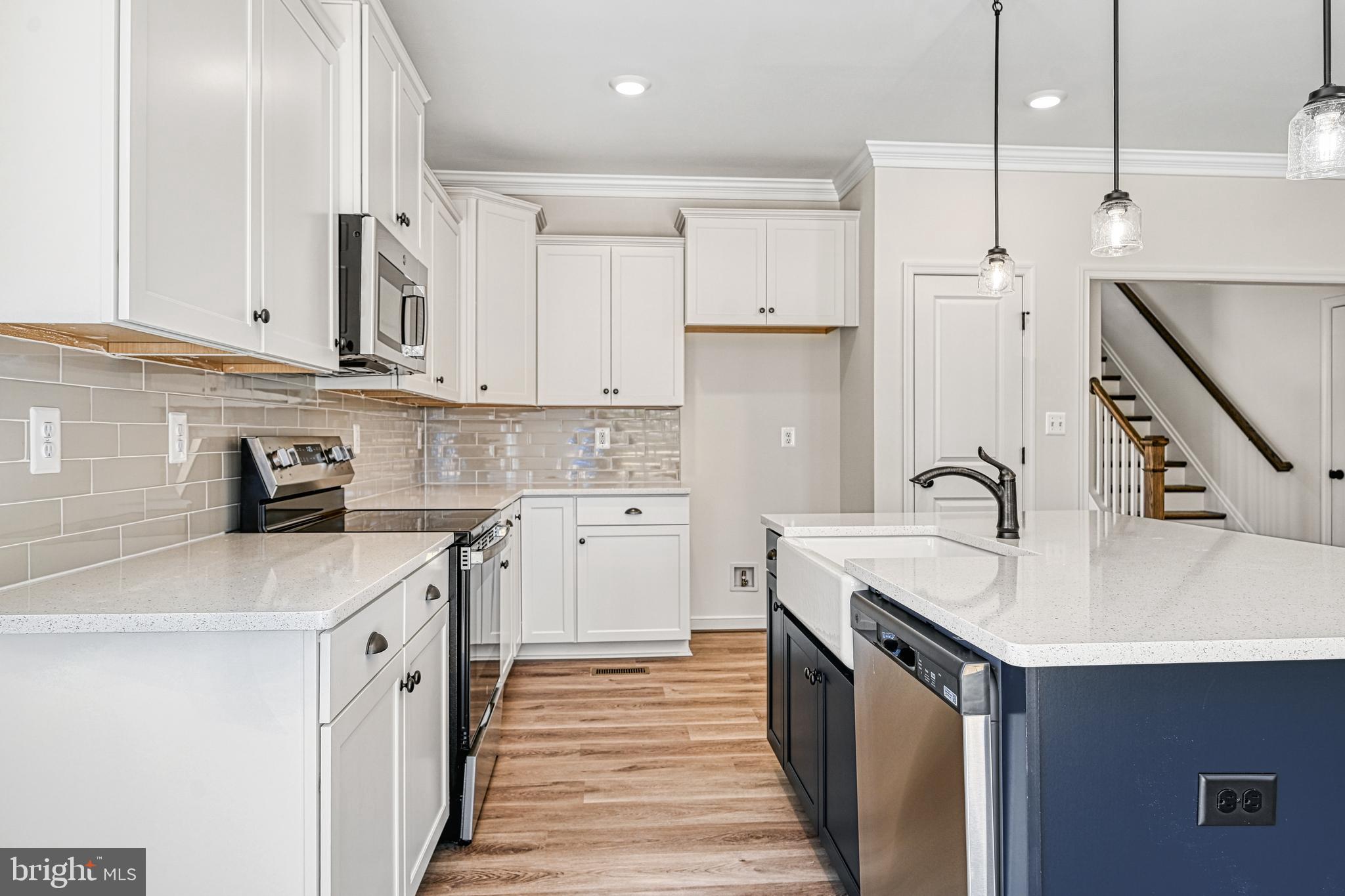 634 Hemlock Loop