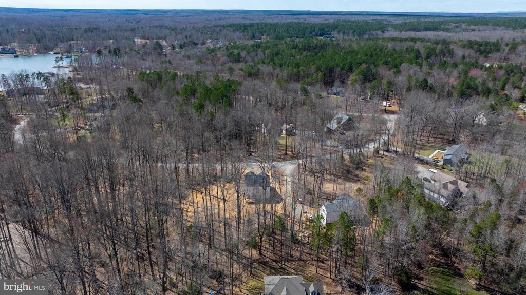 634 Hemlock Loop