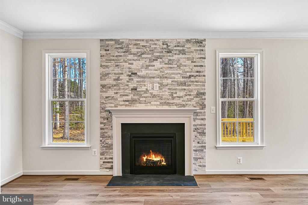 634 Hemlock Loop