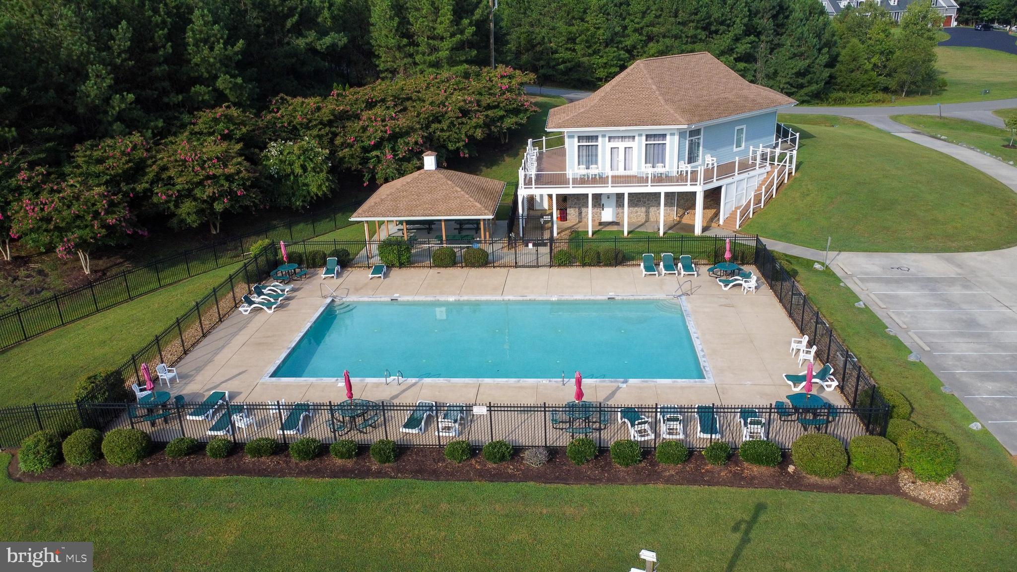 634 Hemlock Loop