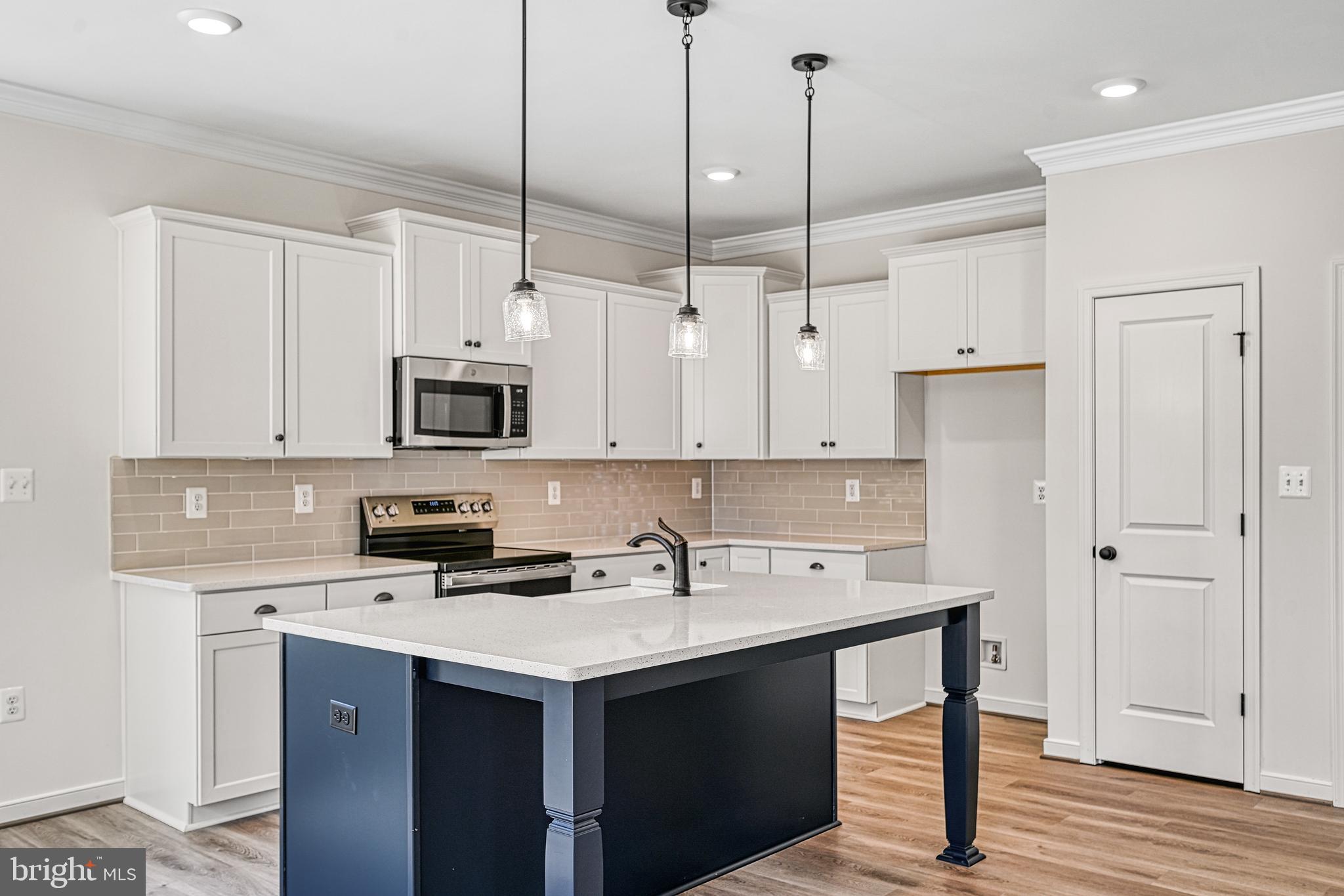 634 Hemlock Loop