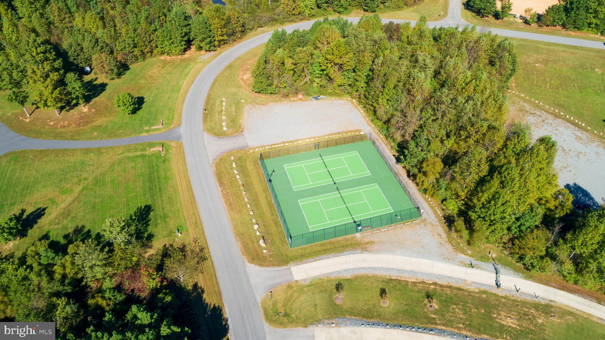 634 Hemlock Loop