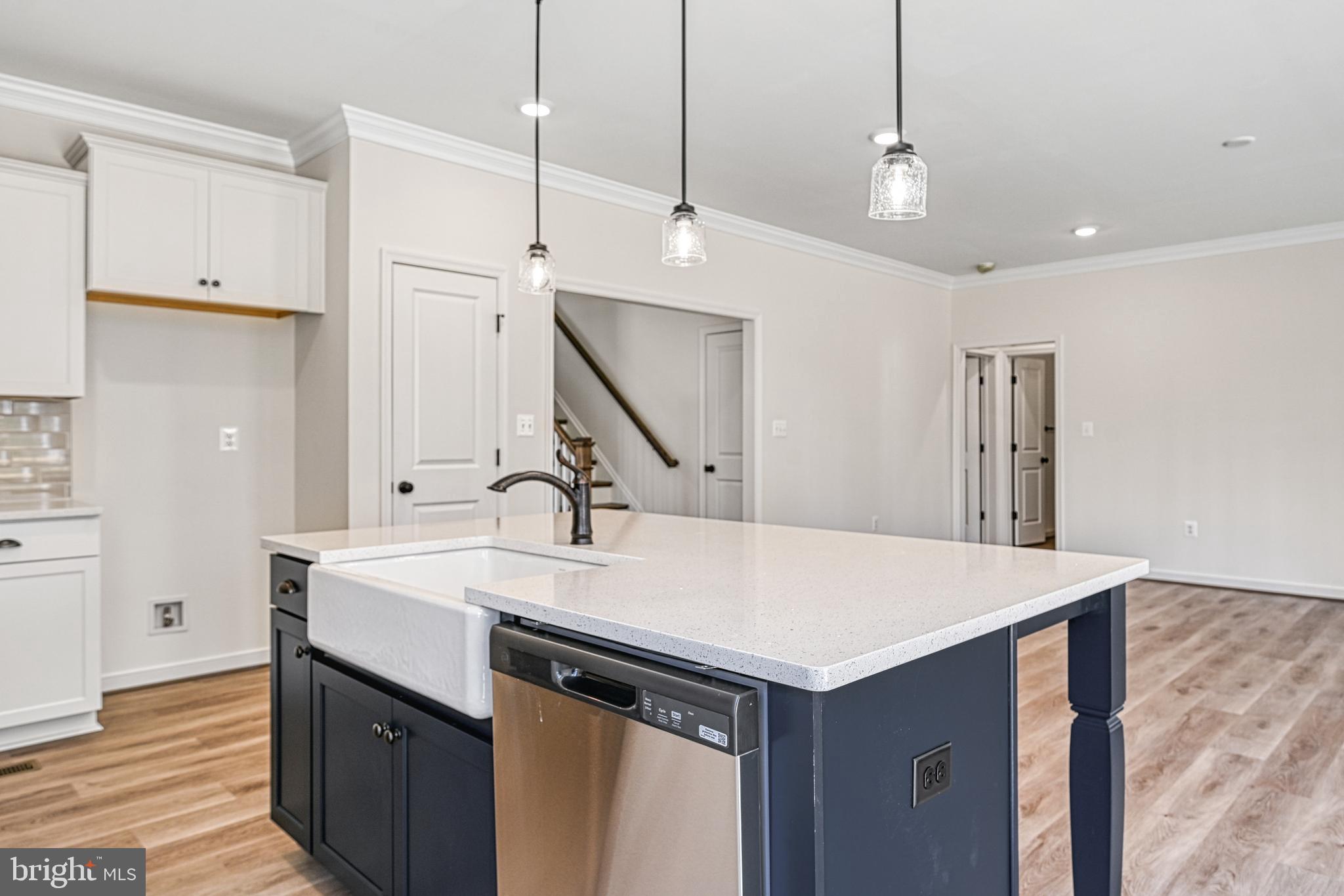 634 Hemlock Loop