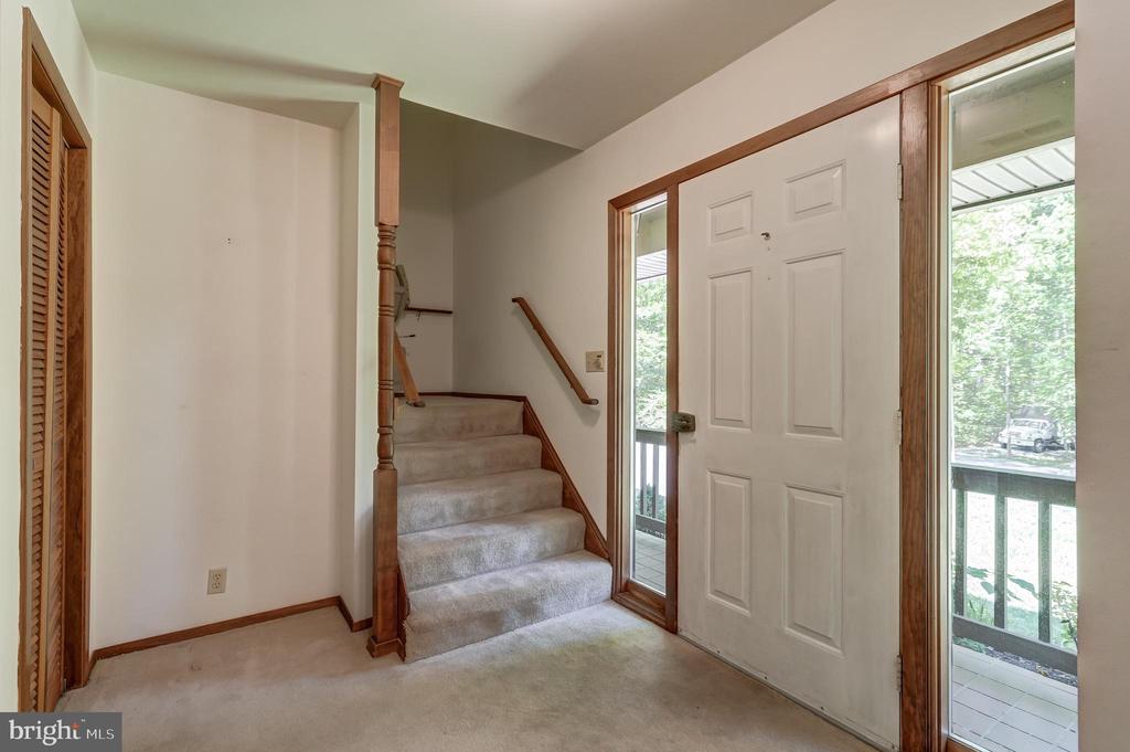 120 Lakewood Circle