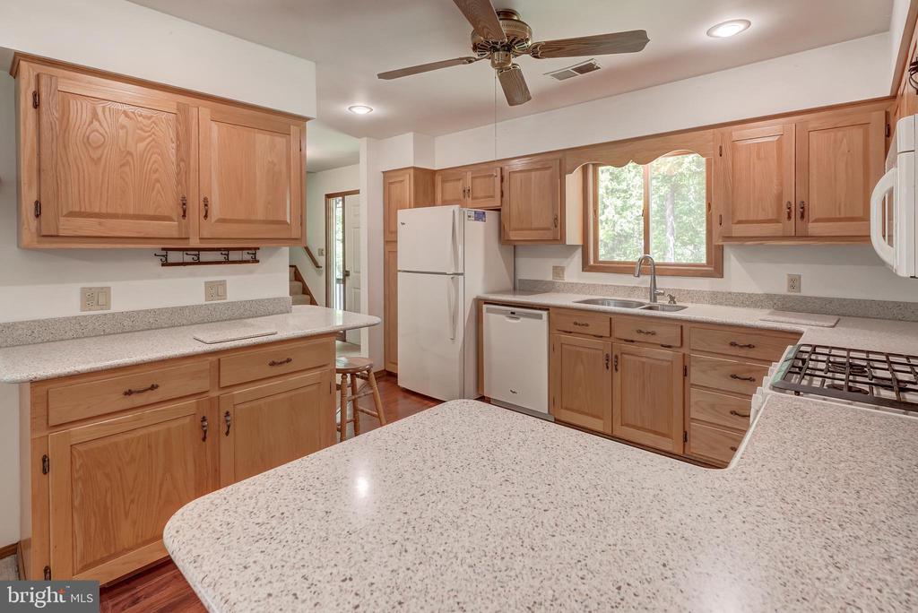 120 Lakewood Circle